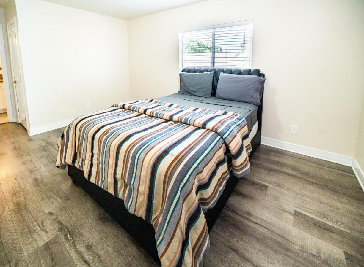 Spacious 5 Bedroom 3 Bath Modern Home By Downtown La With Parking Los Angeles Luaran gambar